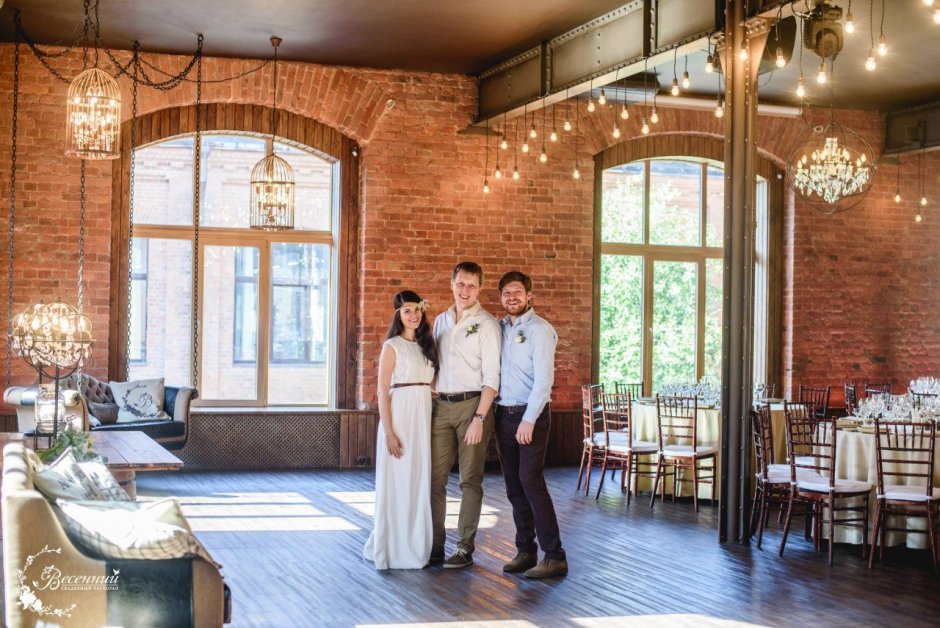 Ресторан весенний лофт Обводный канал 199