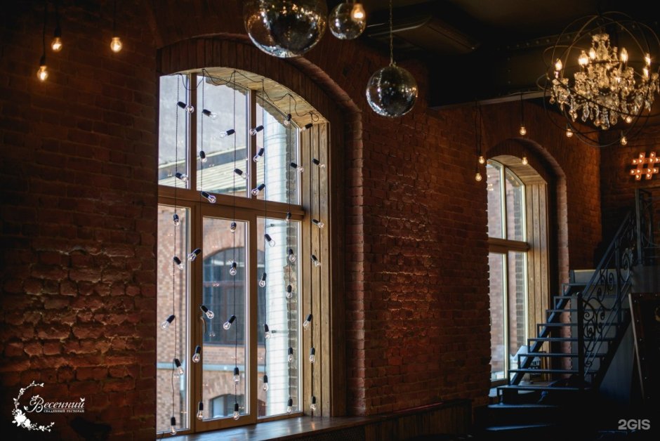 Лофт весенний наб Обводного канала 199