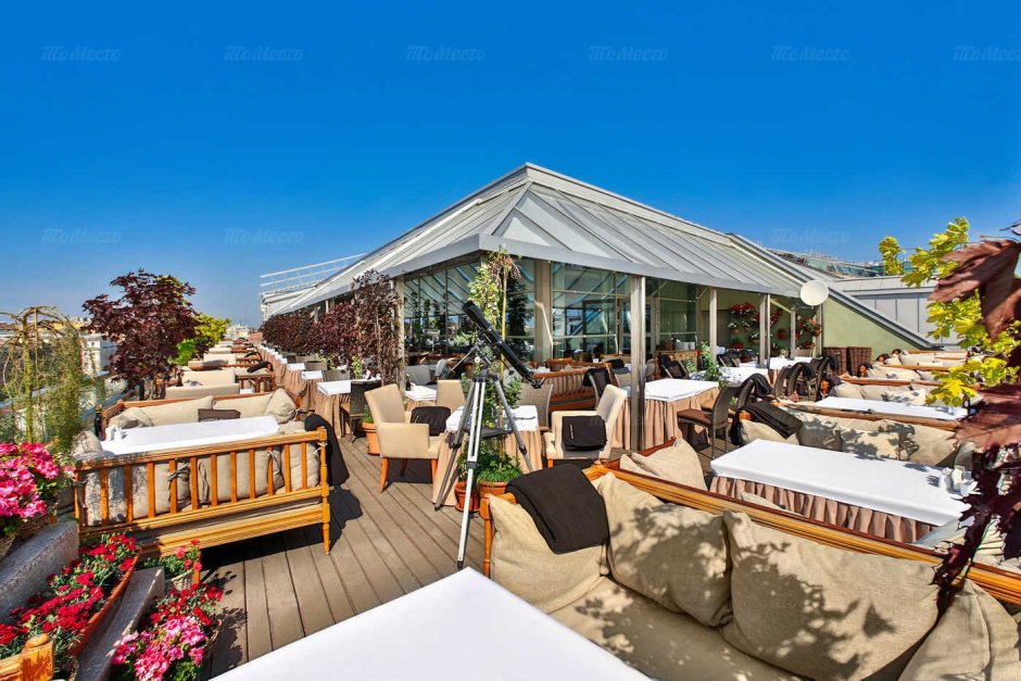 Ресторан Москва на Невском веранда