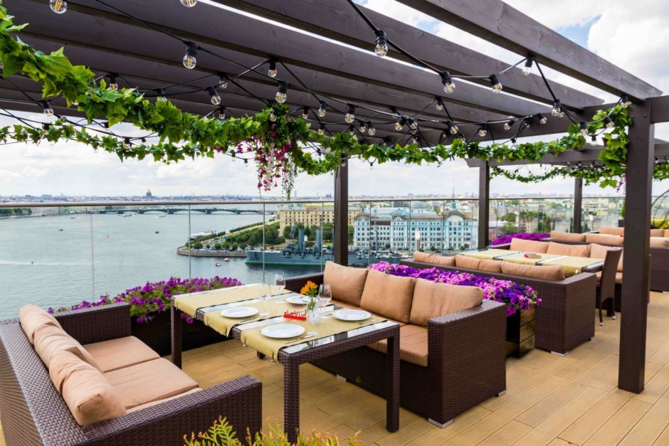 Веранда Гинза в Санкт-Петербурге