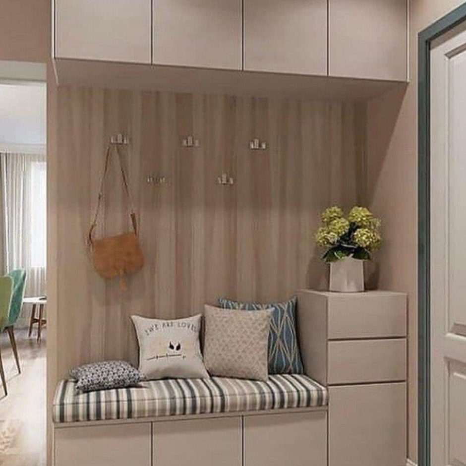 Диван в прихожую