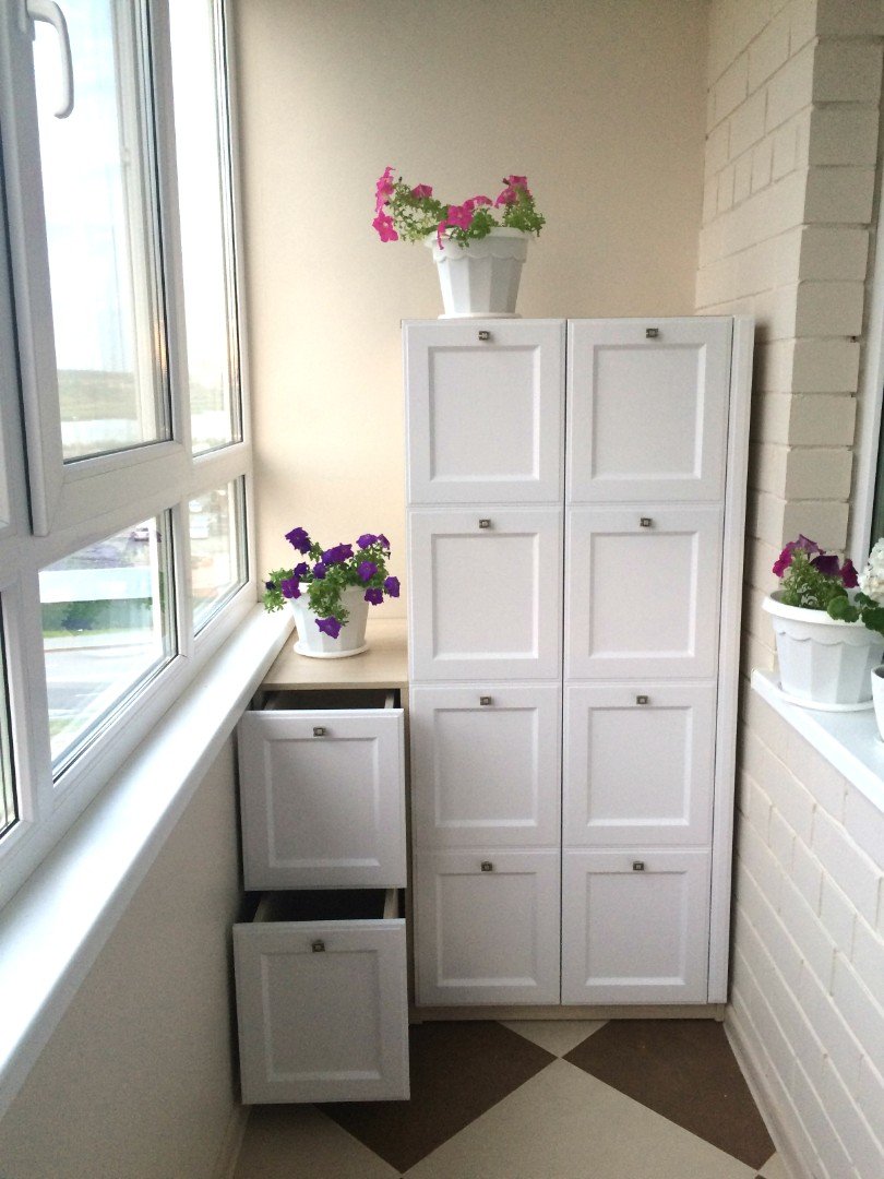 Тумба на балкон