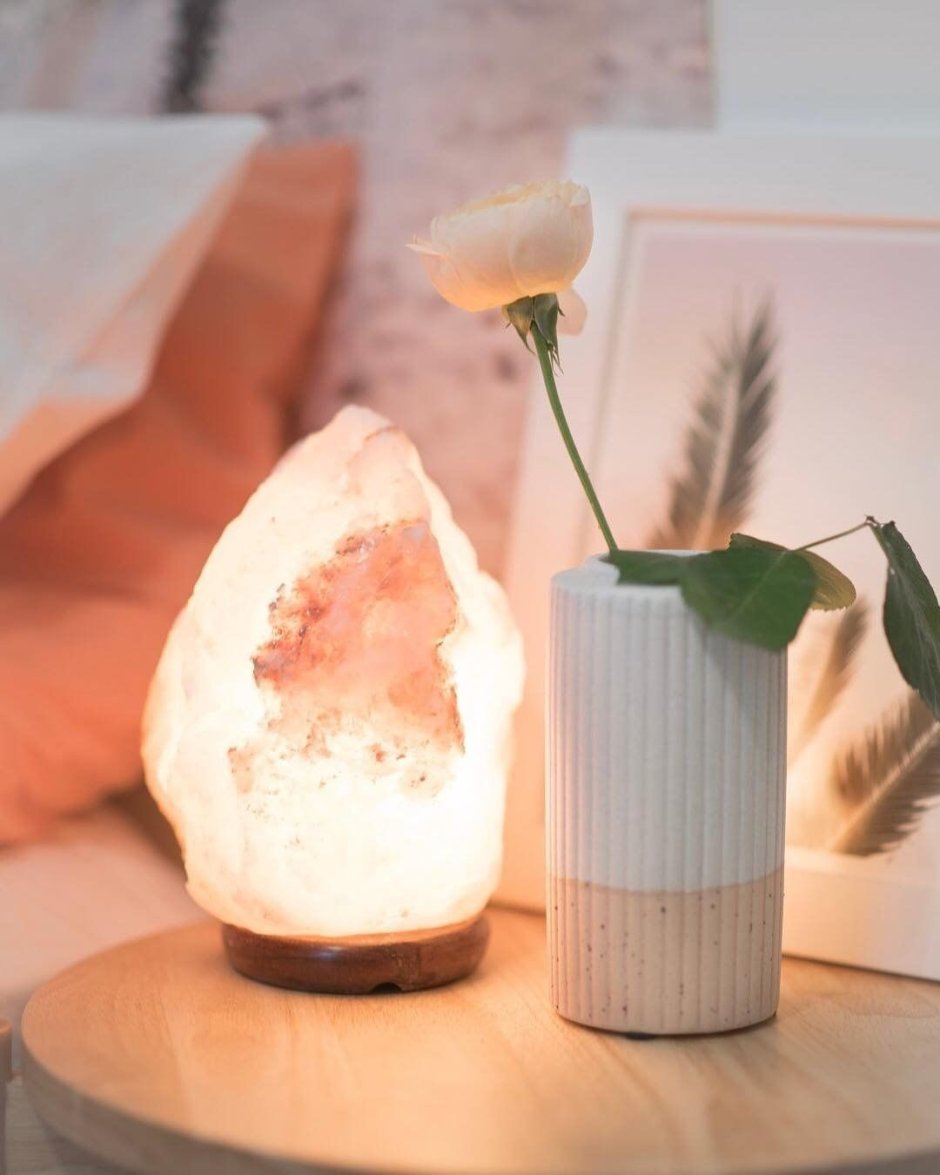 Солевая лампа в интерьере