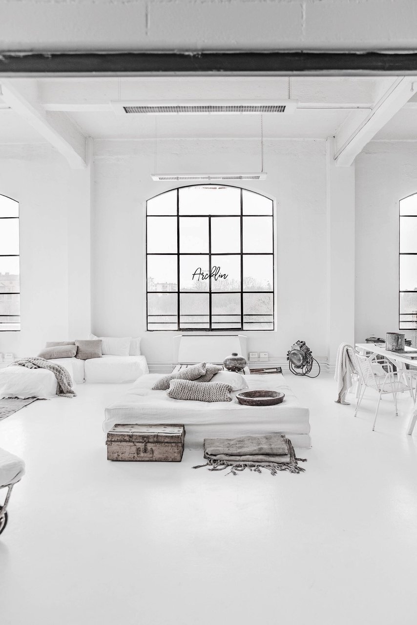 Белый лофт
