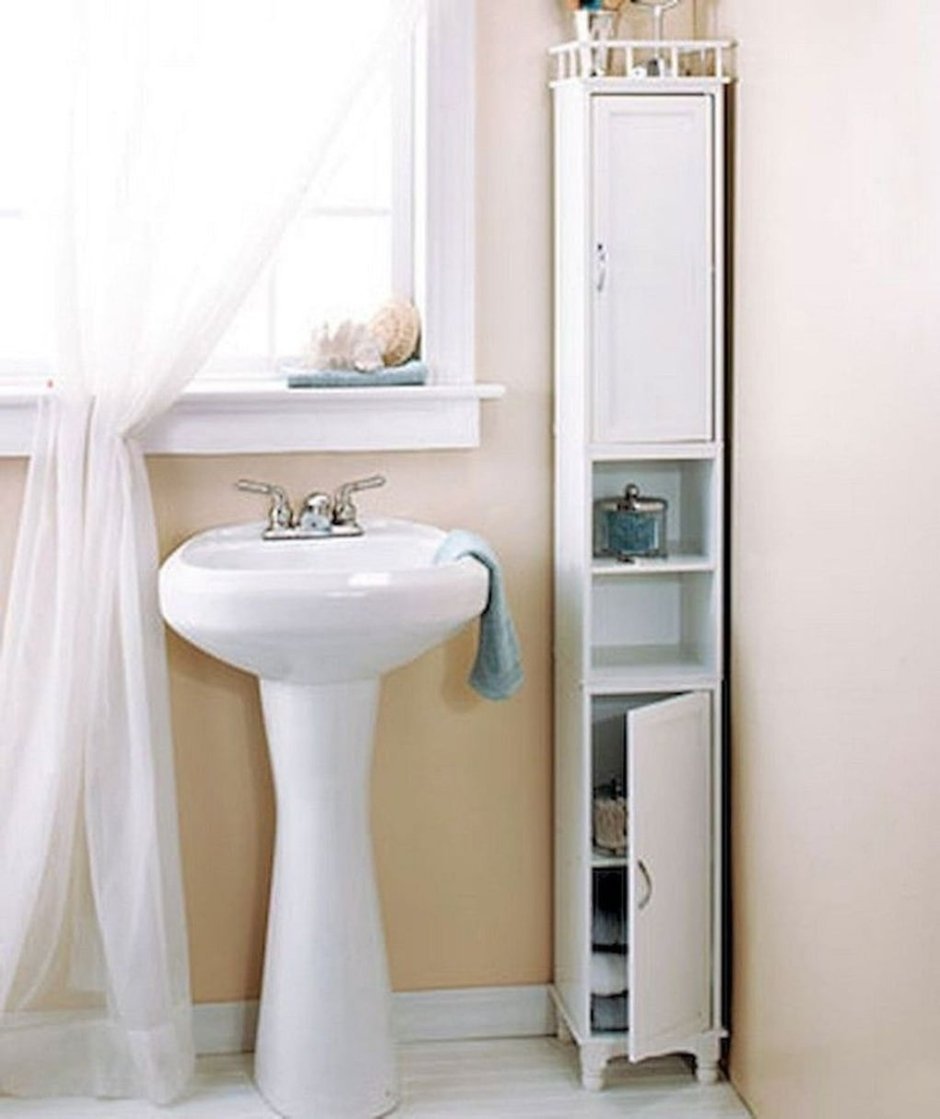 Узкие шкафы для ванной комнаты
