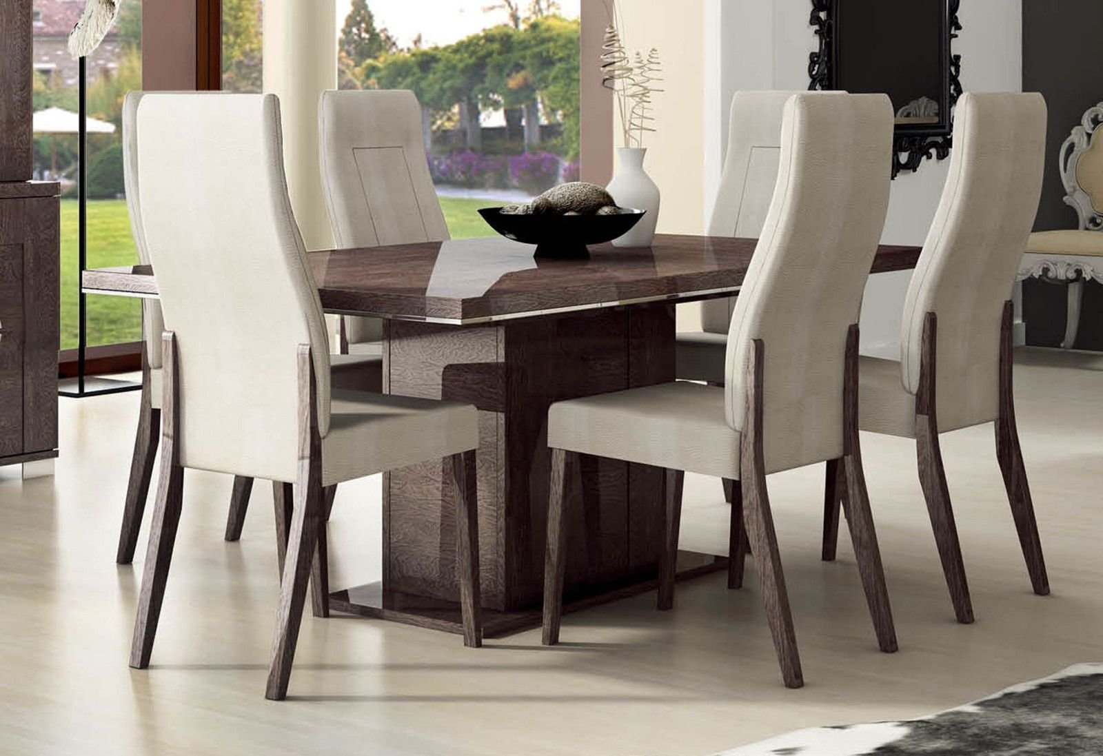 Мягкий стол стул. Стол обеденный Sagrada td 1397. Стол Caracas Dining Table. Обеденный стул Lenox Dining Chair. Стул Halmar k147.