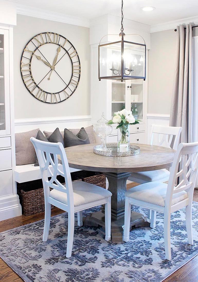 Круглый стол в интерьере