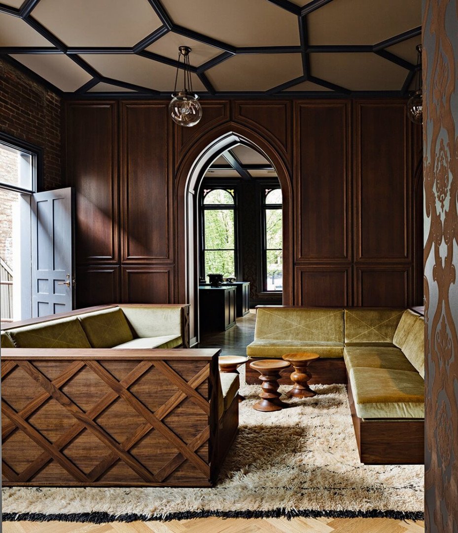 Интерьер в викторианском стиле Готика