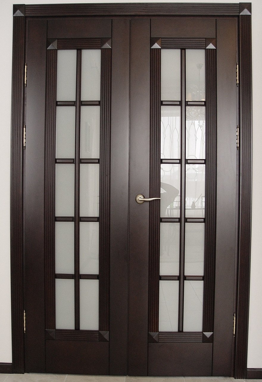 Двери распашные двустворчатые s25