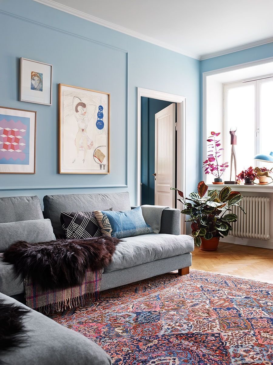 Голубая стена