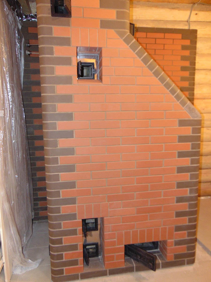 Обкладка кирпичом печи Везувий