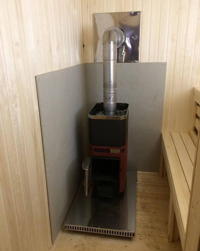 Ограждение печи Теплодар в парной