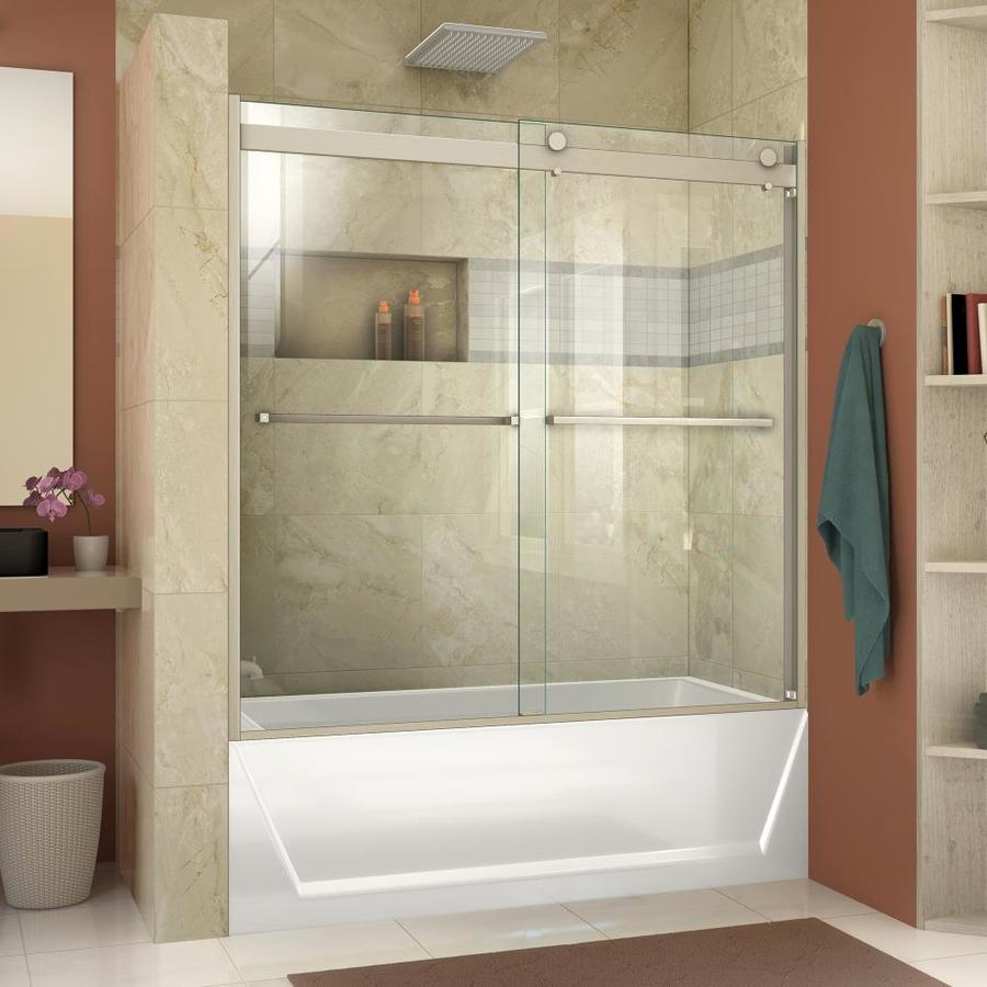 Ванная со стеклянными дверцами