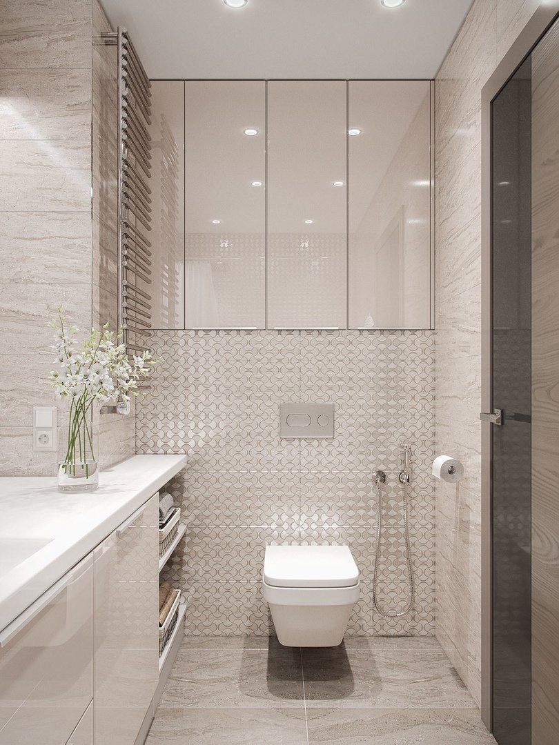 Маленькая ванная в светлых тонах