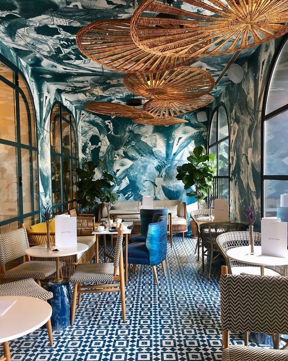 Красивые интерьеры кафе