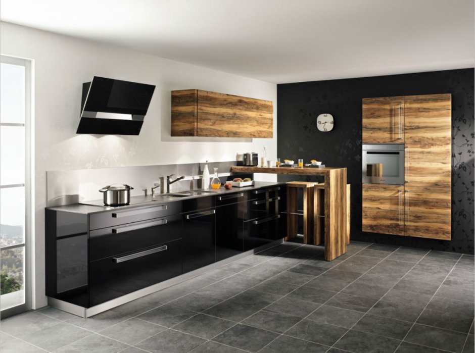 Кухня черная с деревом