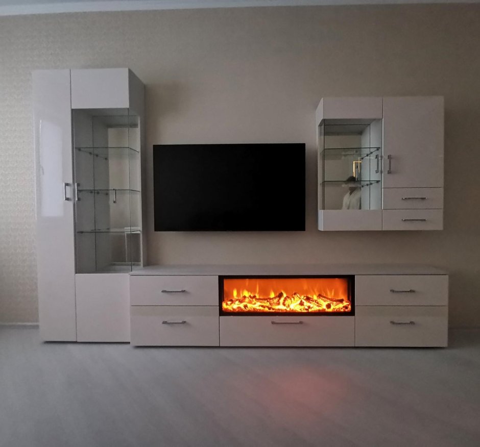 Стенка в гостиную Набережные с камином