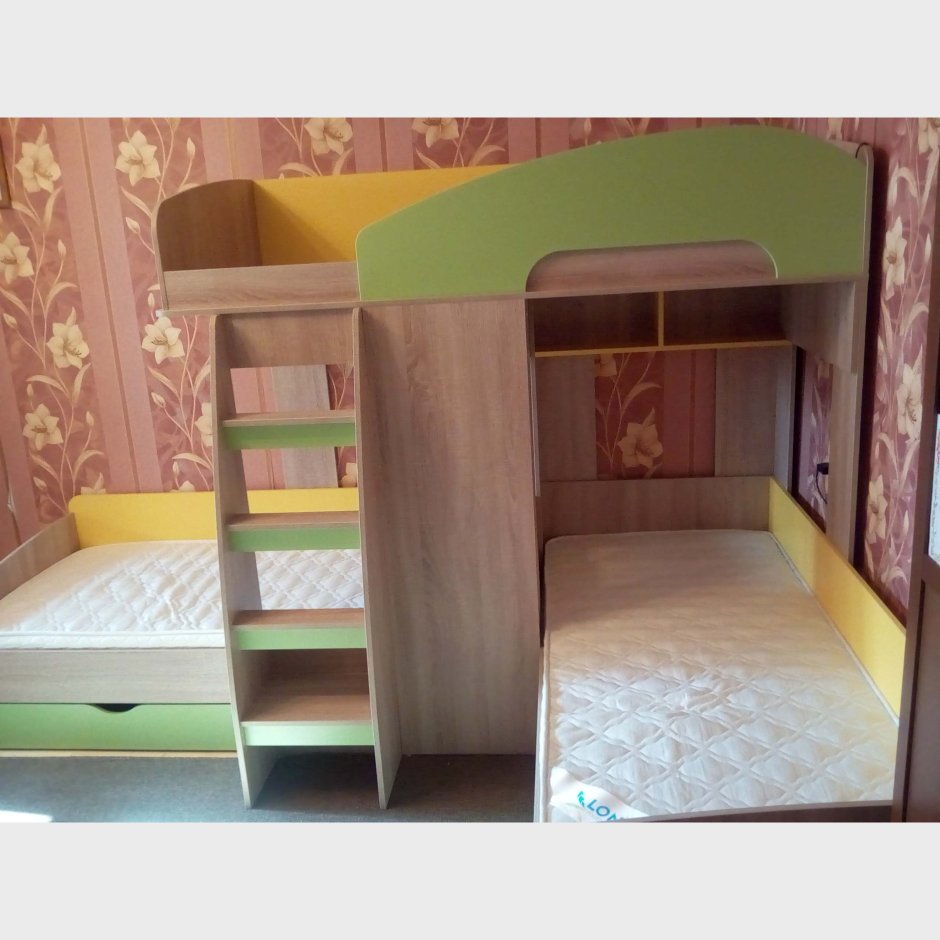 Кровать для троих детей из ЛДСП