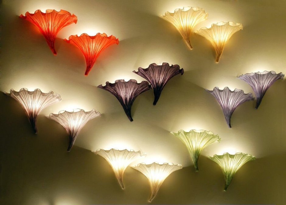 Оригинальные светильники на стену