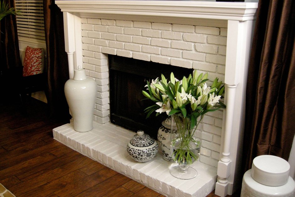 Декоративный камин для квартиры