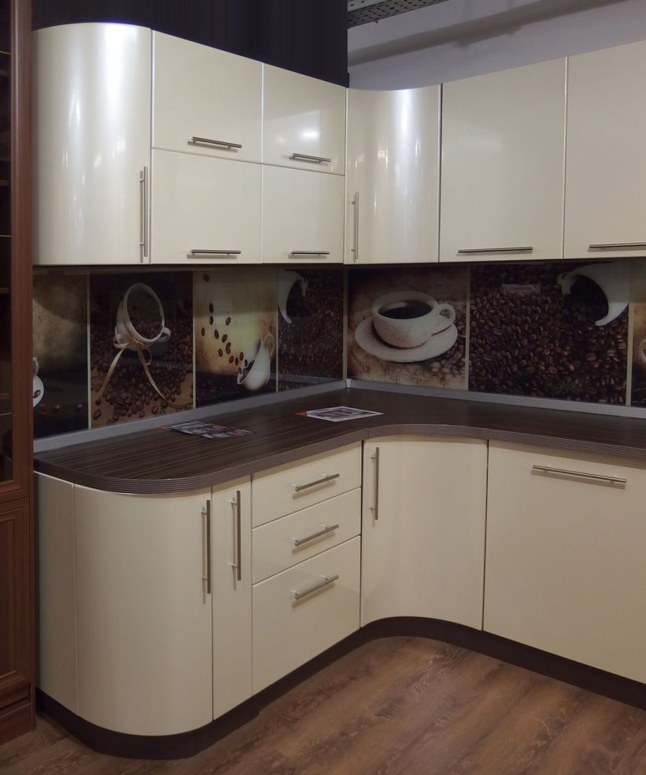 Кухонный гарнитур угловой