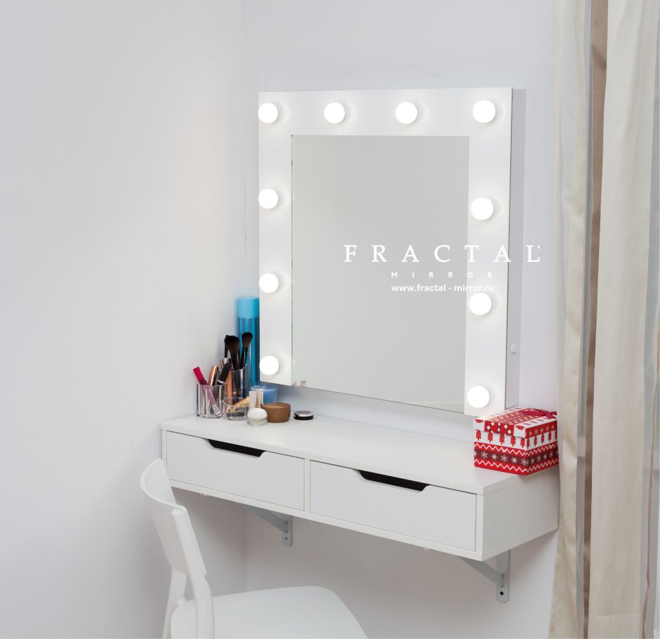 Подвесной туалетный столик с зеркалом