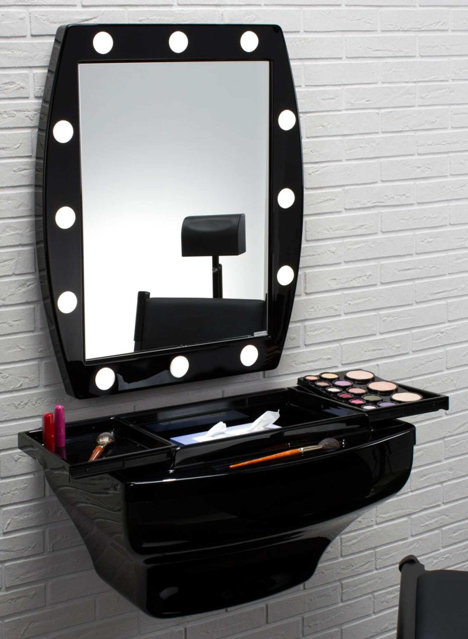 Навесной столик для макияжа