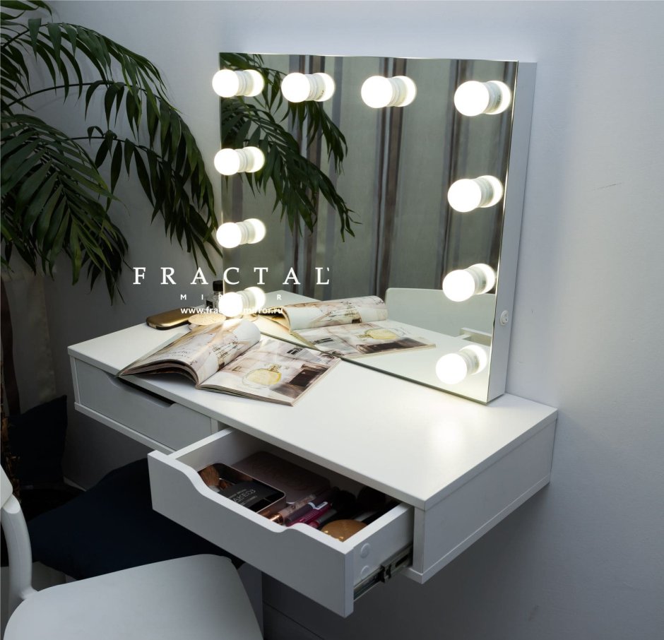 Гримерный столик подвесной