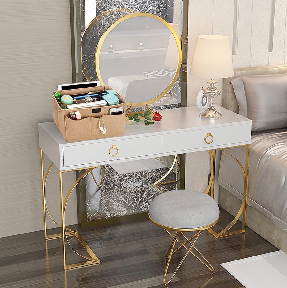 Туалетный столик с круглым зеркалом