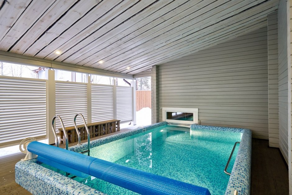 Коттеджи с бассейном и сауной