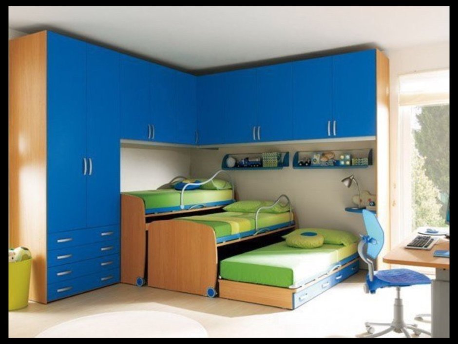 Детские спальни на троих детей