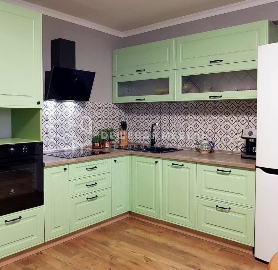 Фисташковый кухонный гарнитур