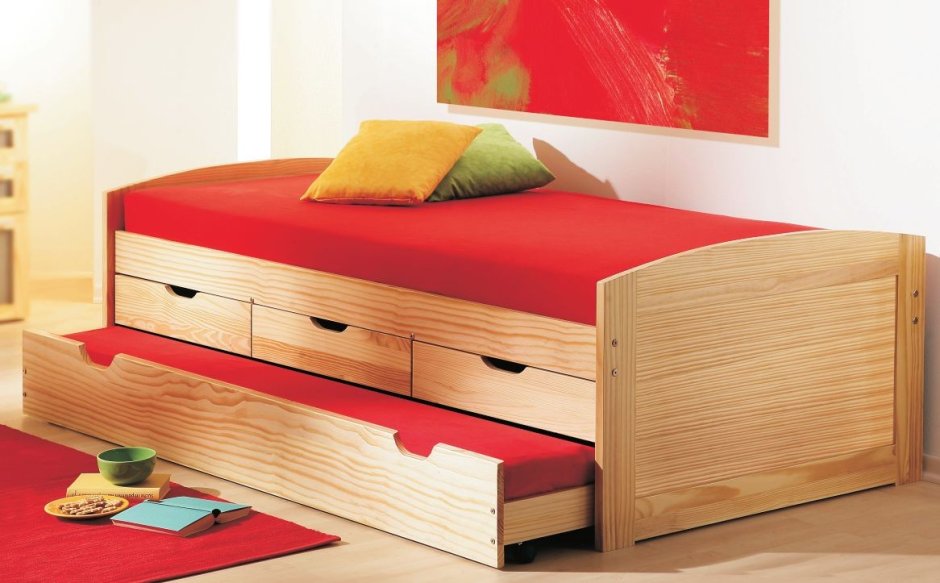 Детская кровать с выдвижными ящиками