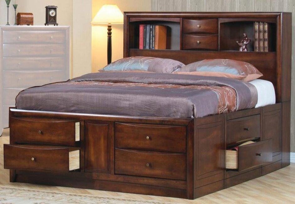 Кровать King Size с выдвижными ящиками