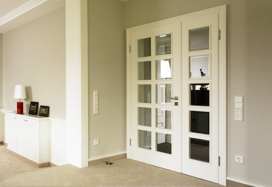 Пластиковые двери межкомнатные