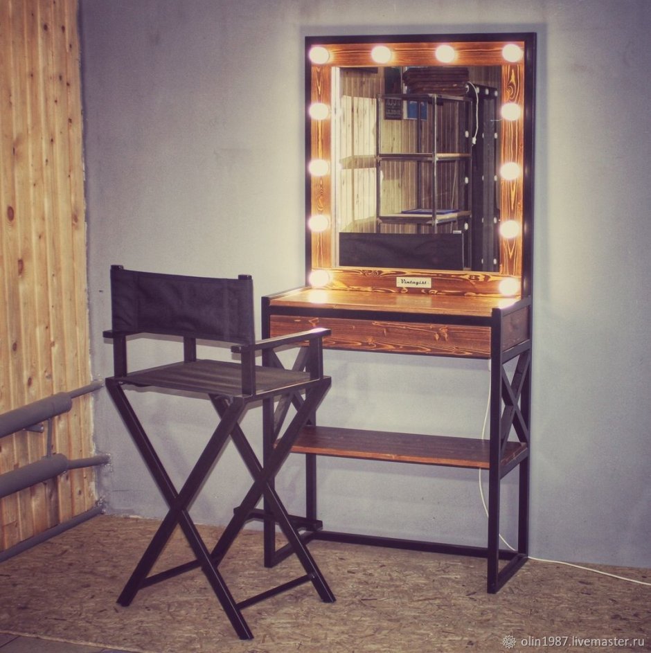Гримерный стол лофт