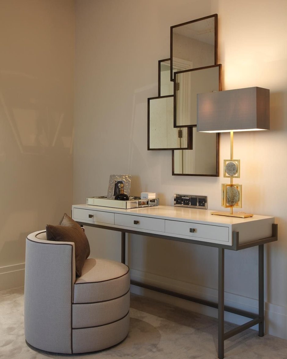 Зона туалетного столика