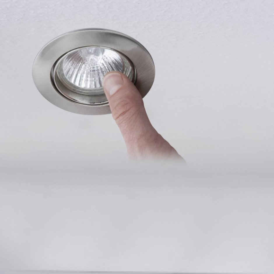Точечное освещение в ванной