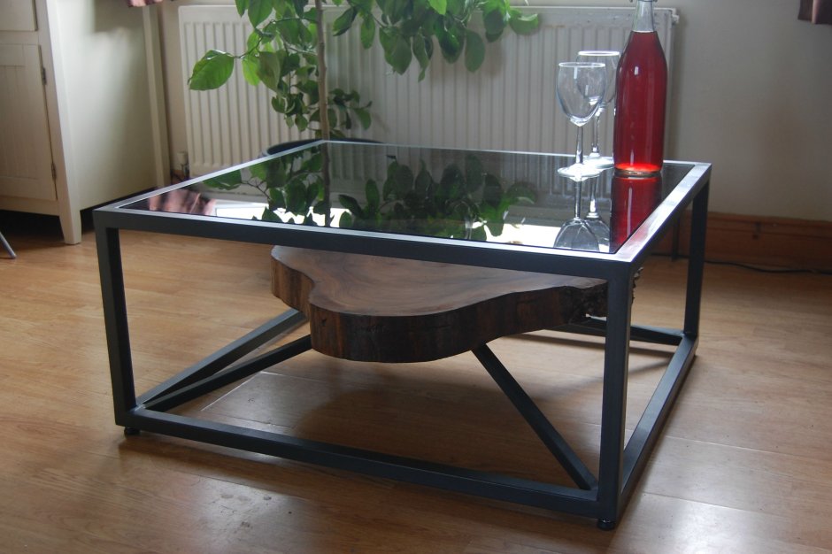 Журнальный столик из стеклопакета