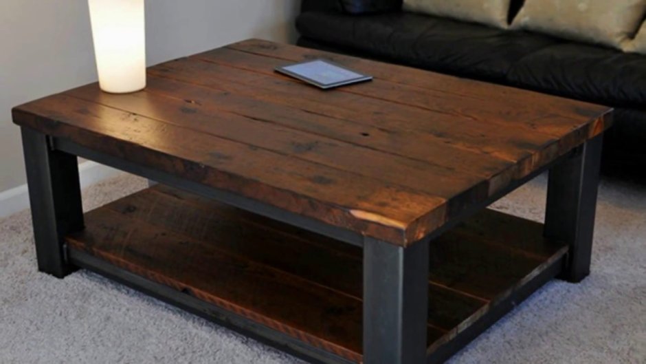 Журнальный столик из досок