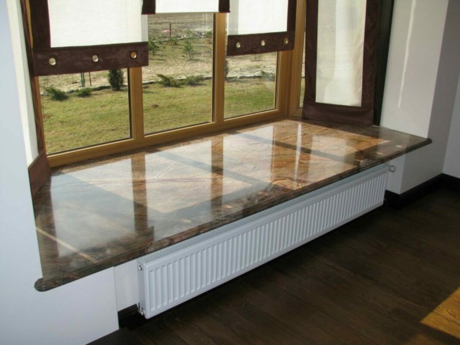 Мраморный подоконник