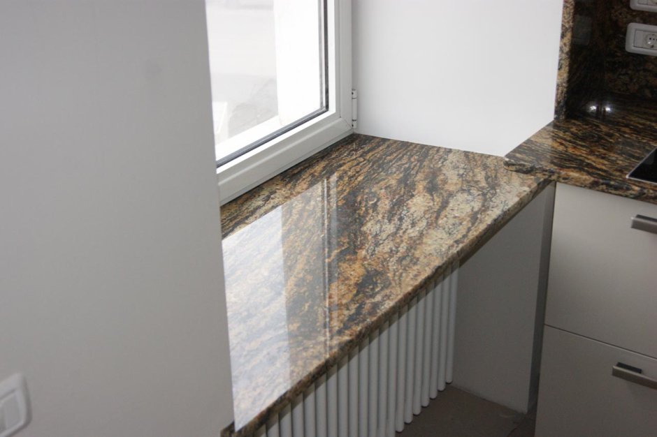 Подоконник гранит Орион Голд