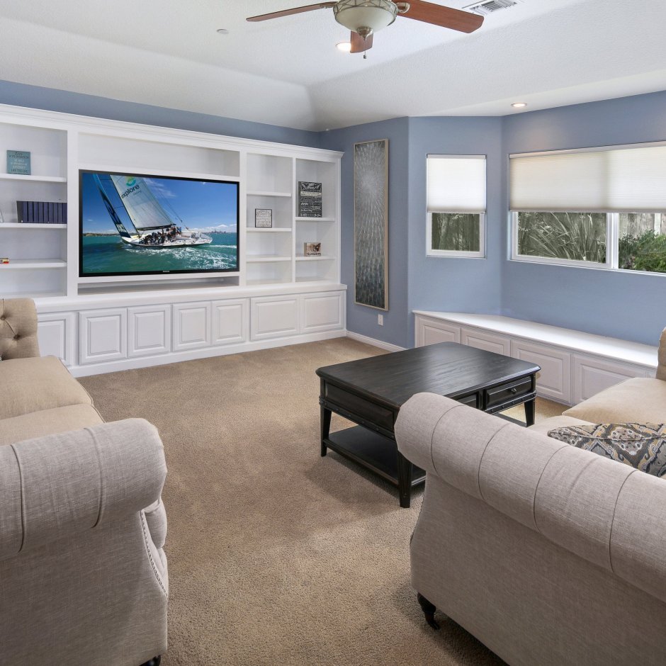 Телевизор в интерьере