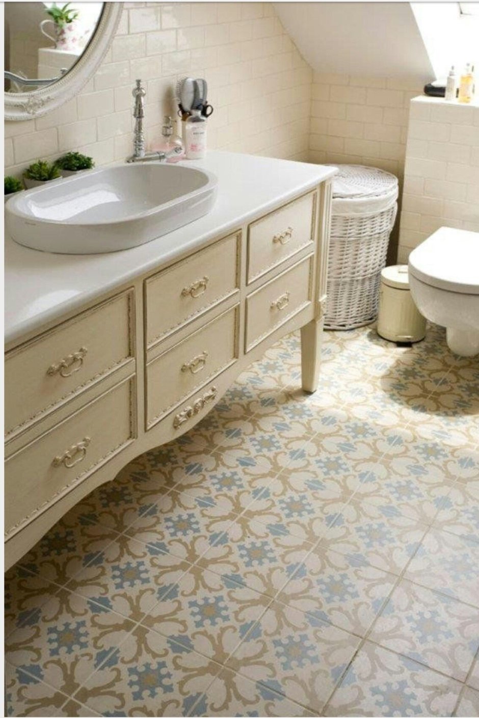 Плитка с узором в ванную