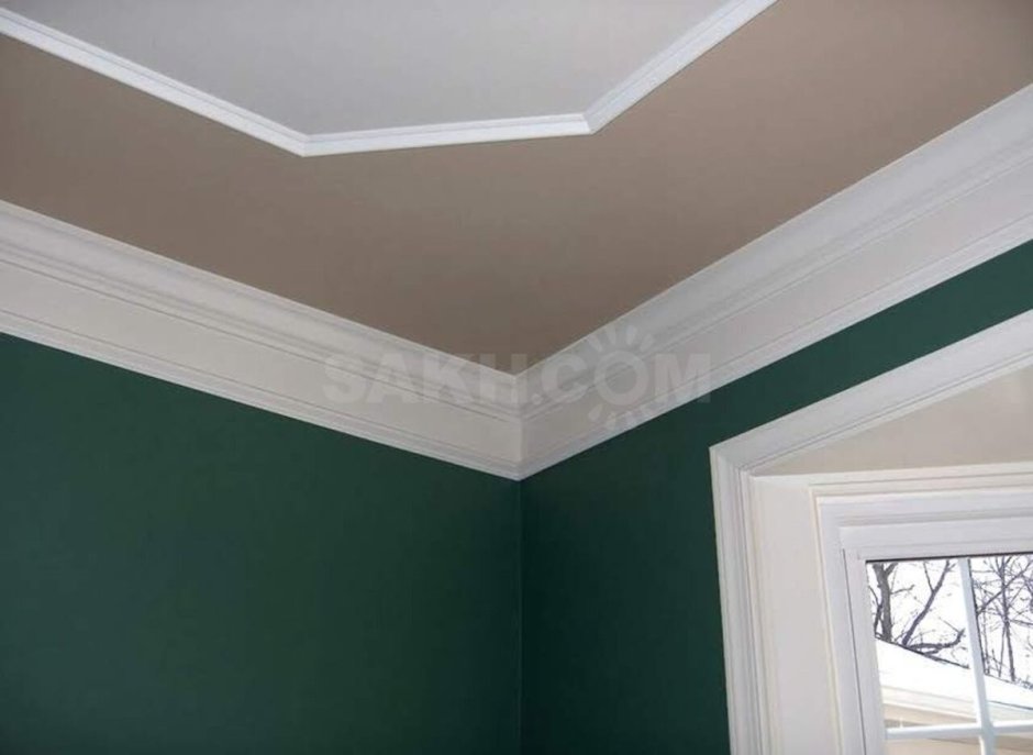 Плинтус потолочный a203