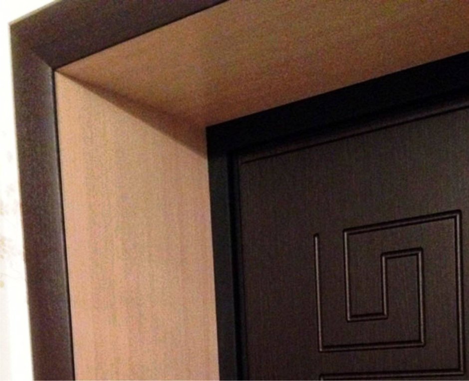 Отделка откосов входной двери МДФ панелями