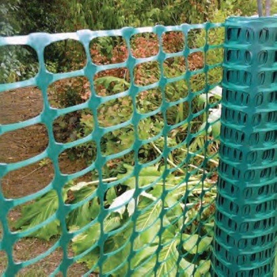 Забор из пластиковой четки