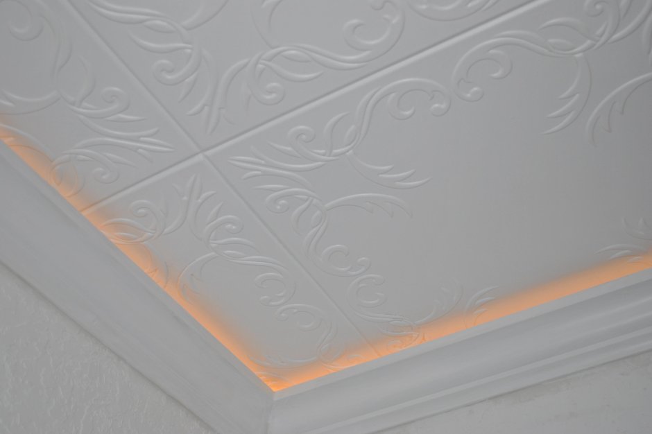 Пенопластовые панели для потолка