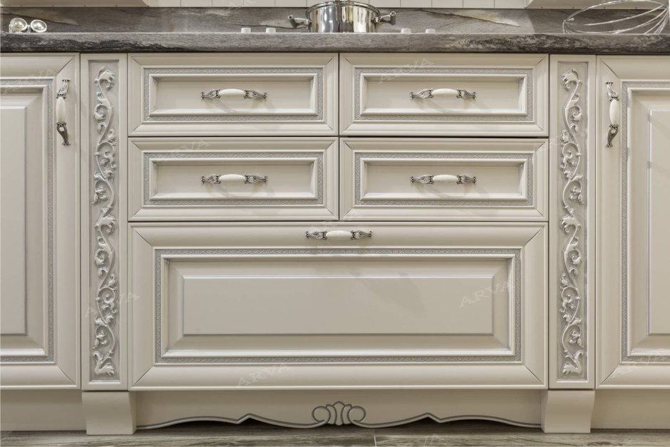 Арва мебель белая патина серебро