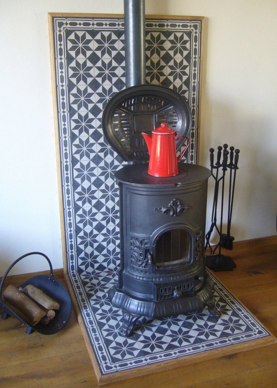 Дровяная печь буржуйка